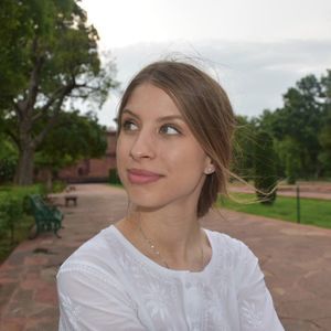 Meet your Posher, Andreea